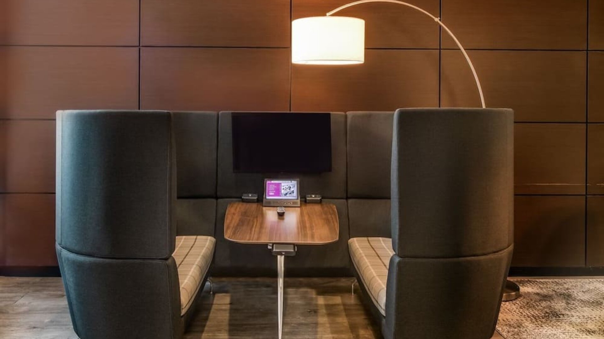 Work space at Crowne Plaza Milwaukee Airport By IHG.