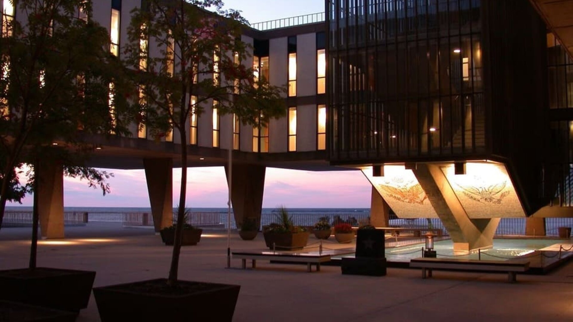 Terrace at Crowne Plaza Milwaukee Airport By IHG.