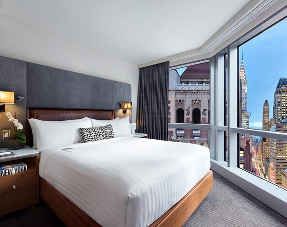 Day use room with large windows and natural light at Hotel 48LEX New York.