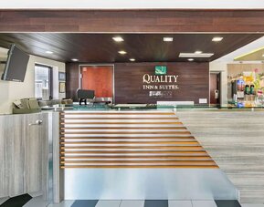 Lobby at Quality Inn & Suites Sacramento Downtown Area.