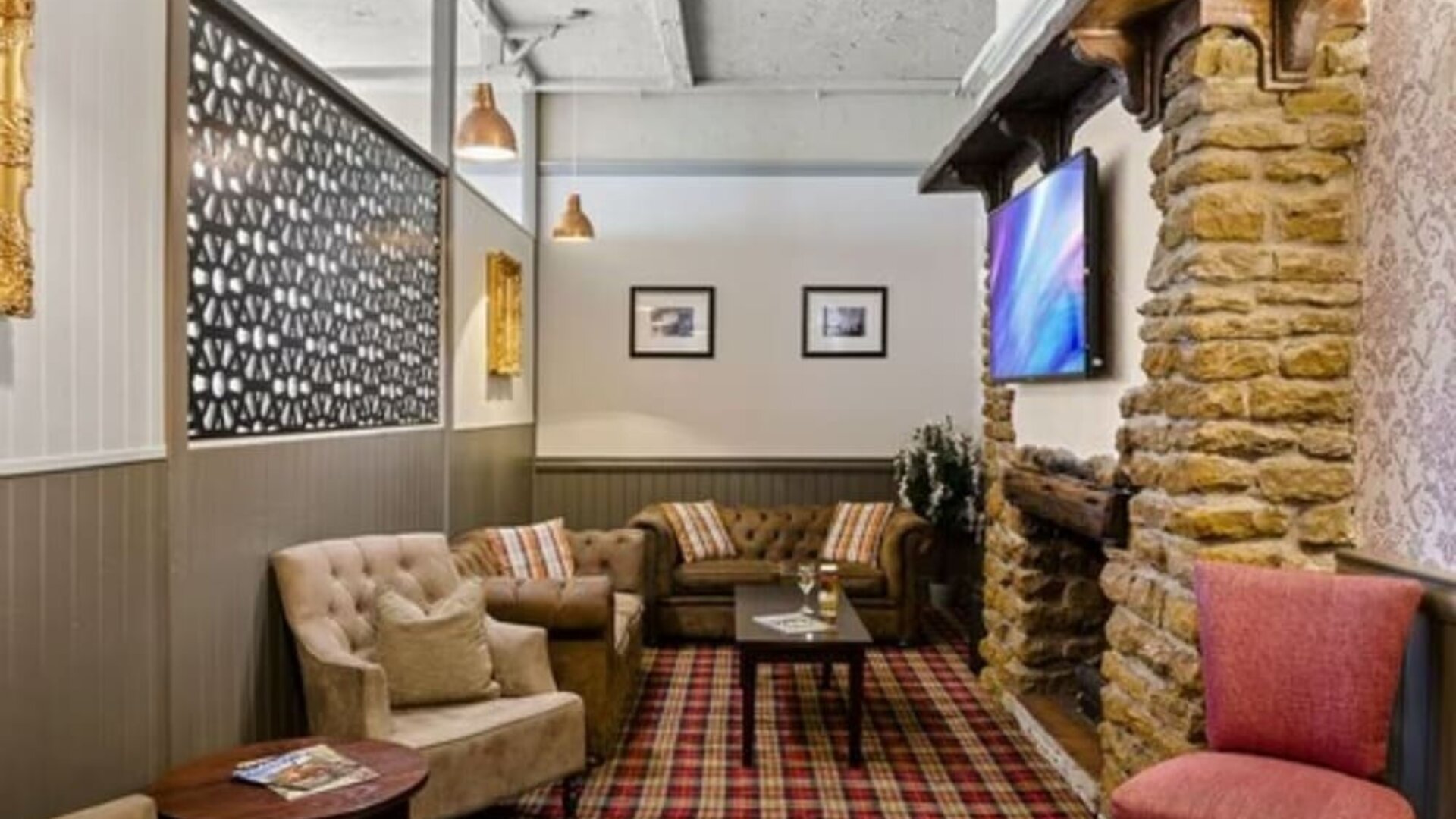 Indoor area at Dragonfly Hotel Colchester - Surya Hotels.