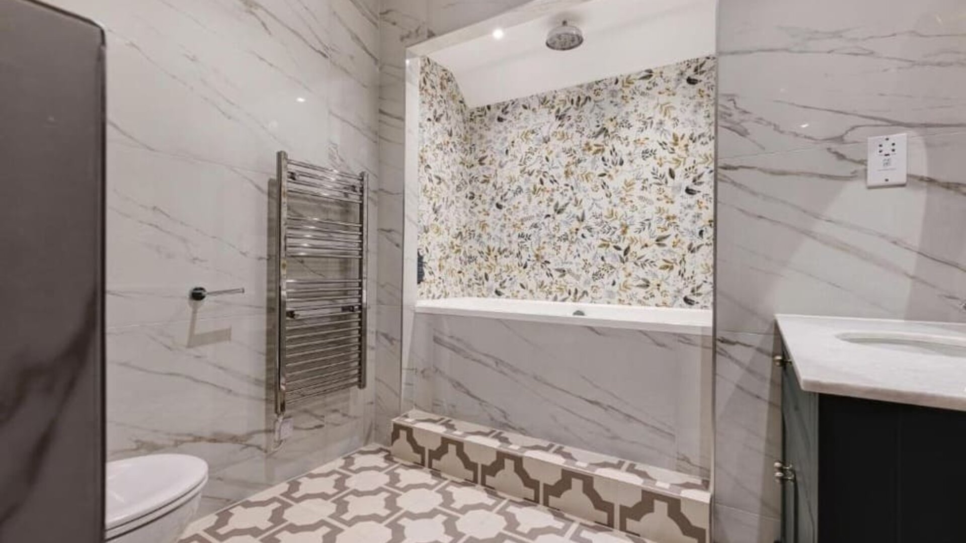 Bathroom at Thatcher's Hotel - Surya Hotels.