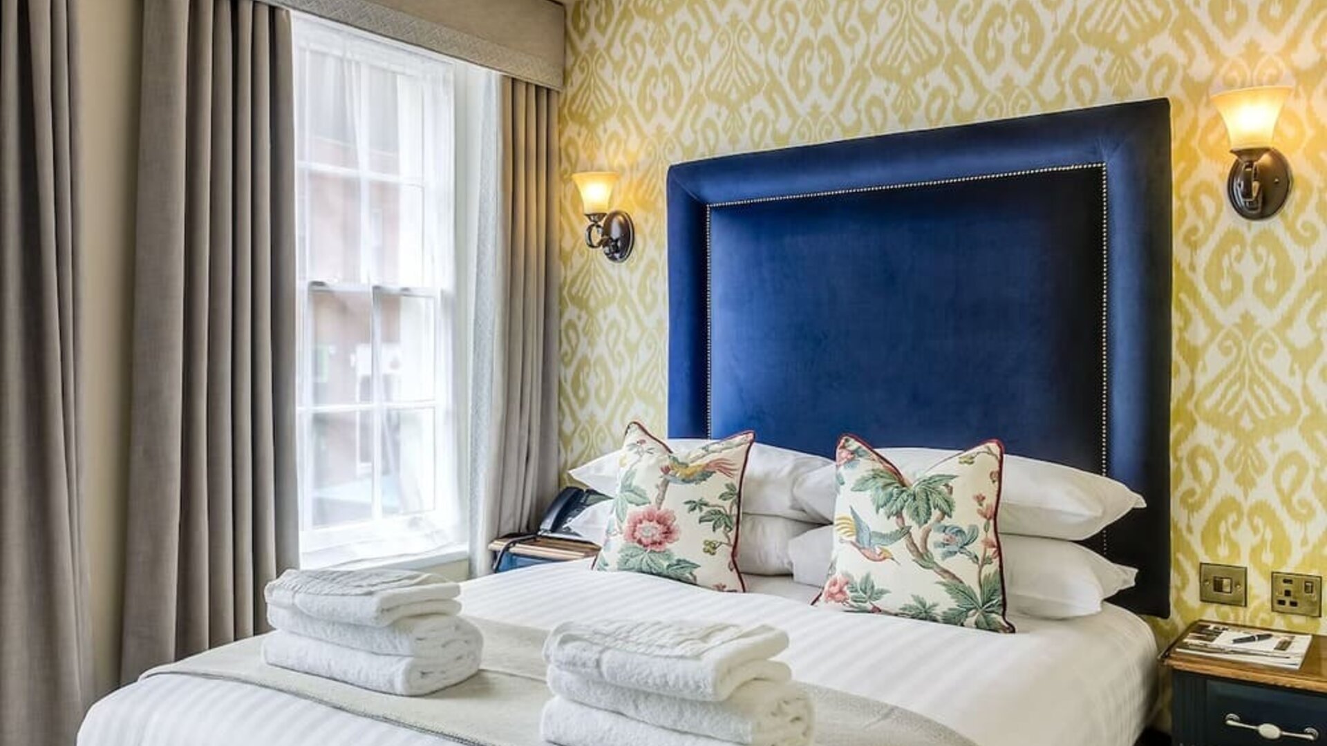 Day room at the The George Hotel - Surya Hotels.