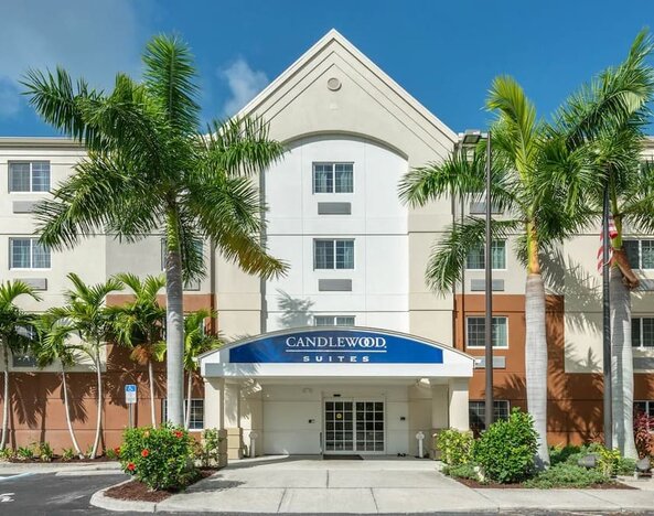 Hotel exterior at Candlewood Suites Fort Myers/Sanibel Island.
