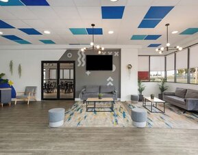 Lobby seating at Developer Inn Downtown Orlando.