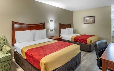 Day room at Econo Lodge Charlottesville North - University Area.