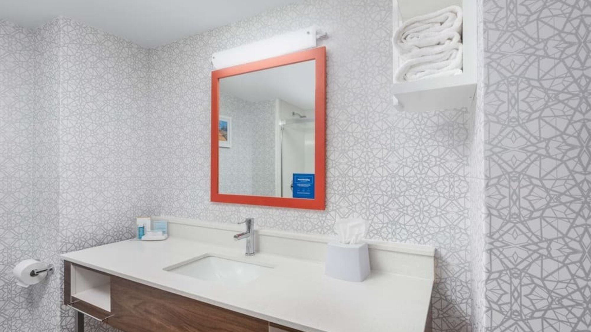 Guest bathroom at Hampton Inn Joliet - I-55.