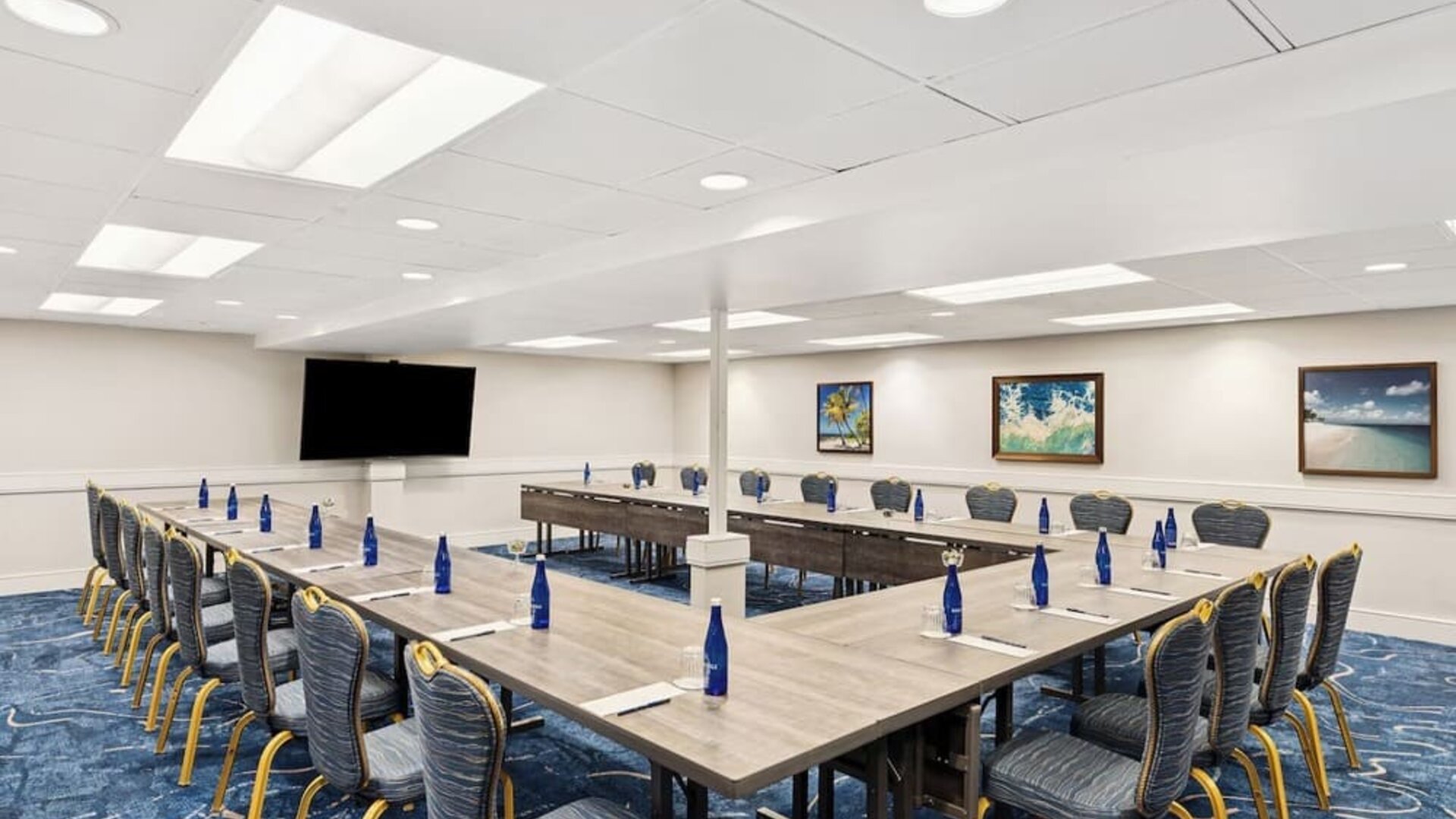 Meeting room at Island Grand At TradeWinds.