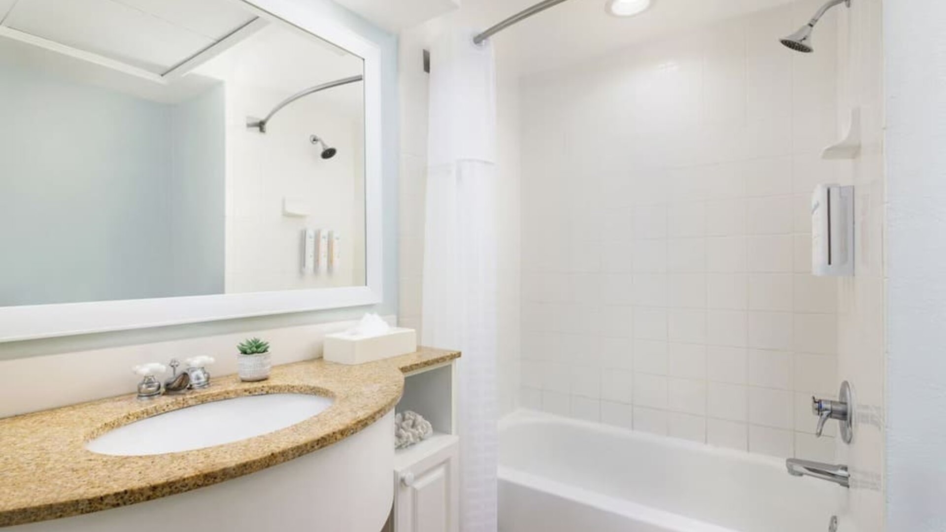 Guest bathroom at RumFish Beach At TradeWinds.