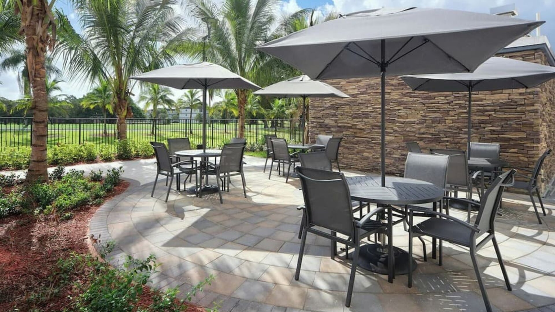 Outdoor dining at Fairfield By Marriott Inn & Suites Fort Lauderdale Northwest.