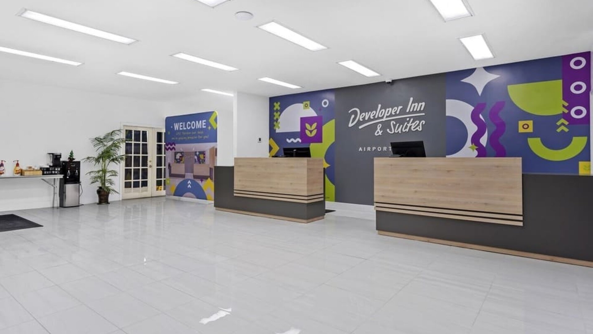 Welcoming reception area at Baymont By Wyndham Jacksonville Airport.