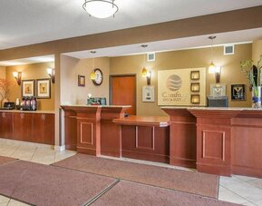 Reception at Comfort Inn & Suites Airdrie.