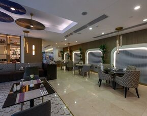 Dining area at DoubleTree By Hilton Jeddah Al Andalus Mall.
