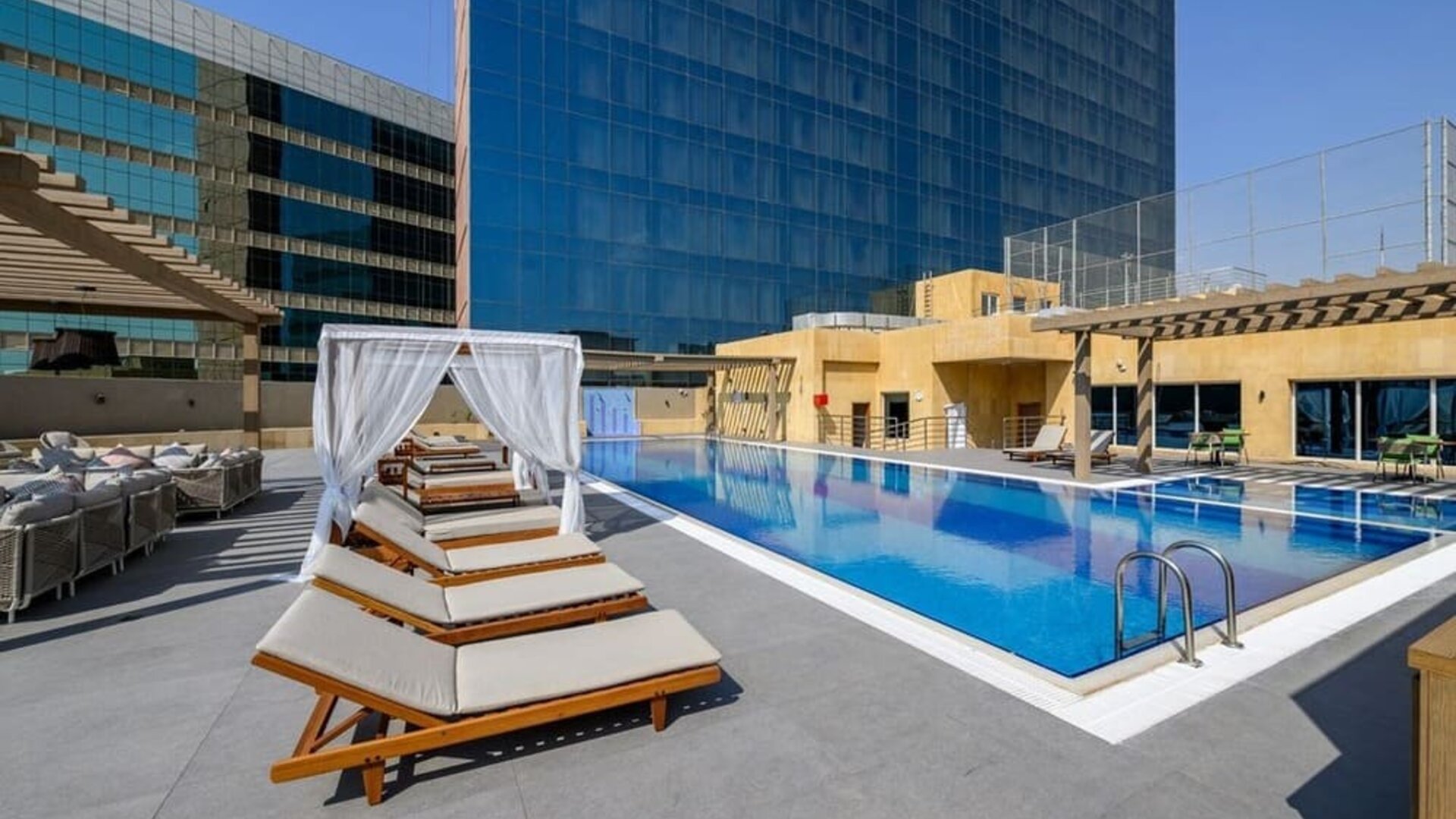 Outdoor pool at DoubleTree By Hilton Jeddah Al Andalus Mall.