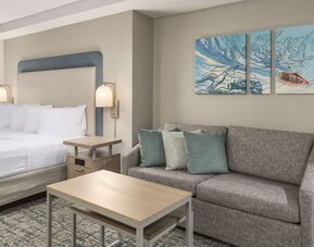 Day room at Homewood Suites By Hilton Miami Airport-Blue Lagoon.