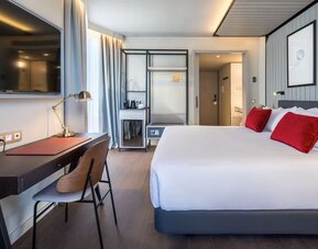 Day room at Canopy By Hilton Madrid Castellana.