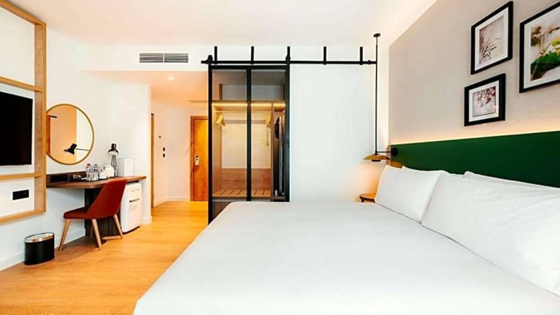 Day room at Hilton Garden Inn Radom.