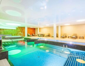 Indoor pool at DoubleTree By Hilton Krakow Hotel & Convention Center.