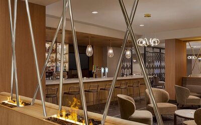 Lobby seating at DoubleTree By Hilton Pointe Claire Montreal Airport West.