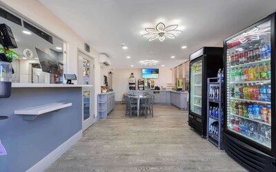 Lobby area at Quality Inn & Suites Hollywood Boulevard.