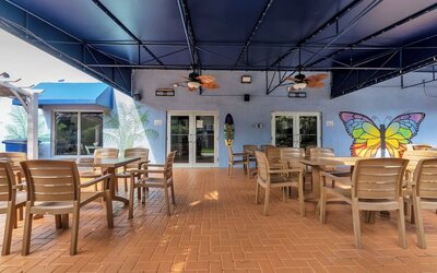 Terrace at Rodeway Inn & Suites Fort Lauderdale Airport & Cruise Port.