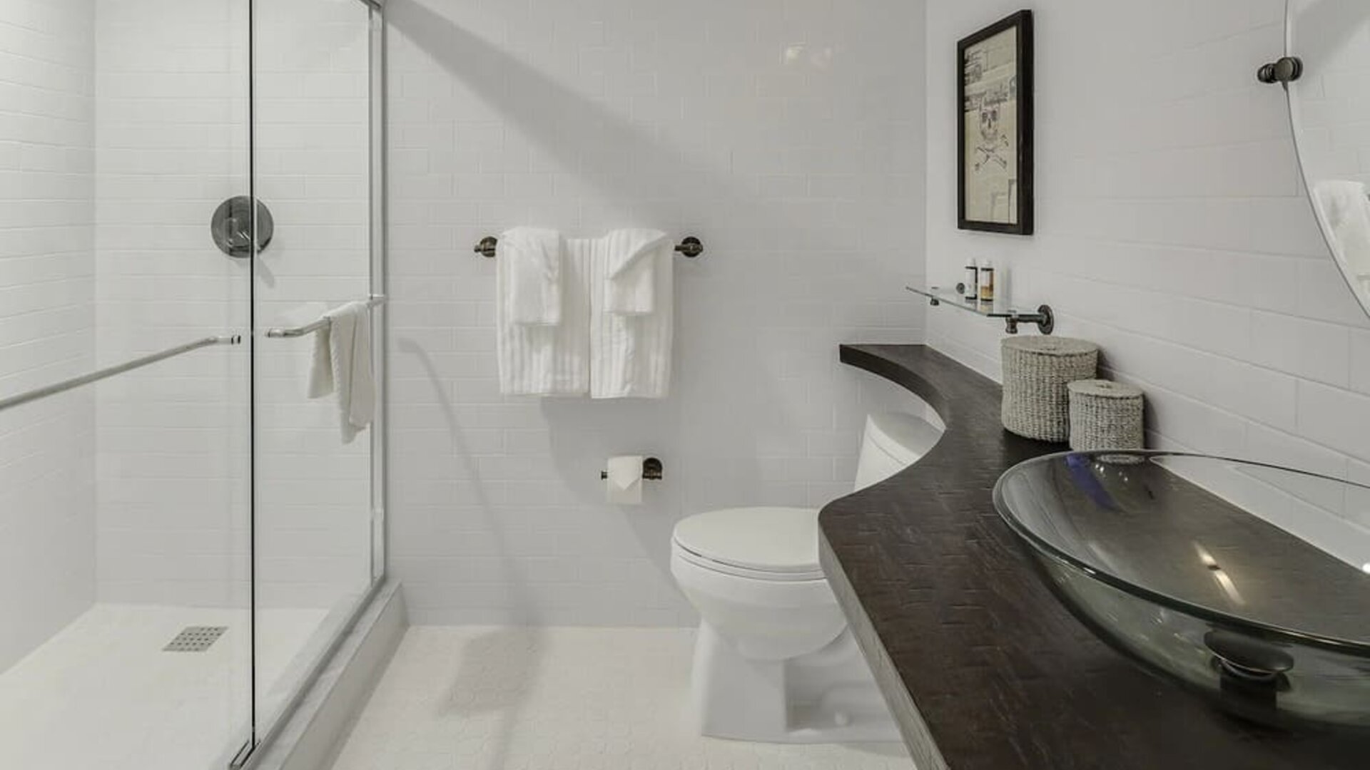 Bathroom at Plunge Beach Resort.