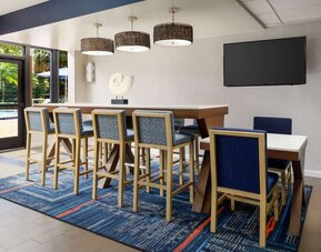 Lobby area at Hampton Inn By Hilton Fort Lauderdale-Cypress Creek.