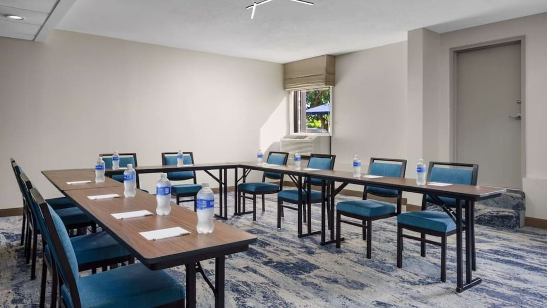 Meeting room at Hampton Inn By Hilton Fort Lauderdale-Cypress Creek.