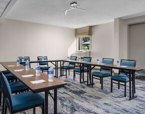 Meeting room at Hampton Inn By Hilton Fort Lauderdale-Cypress Creek.