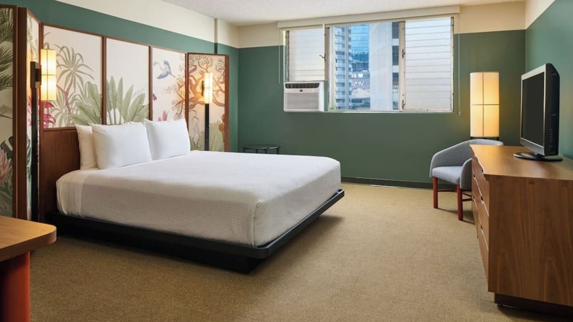 Day room at Pagoda Hotel.