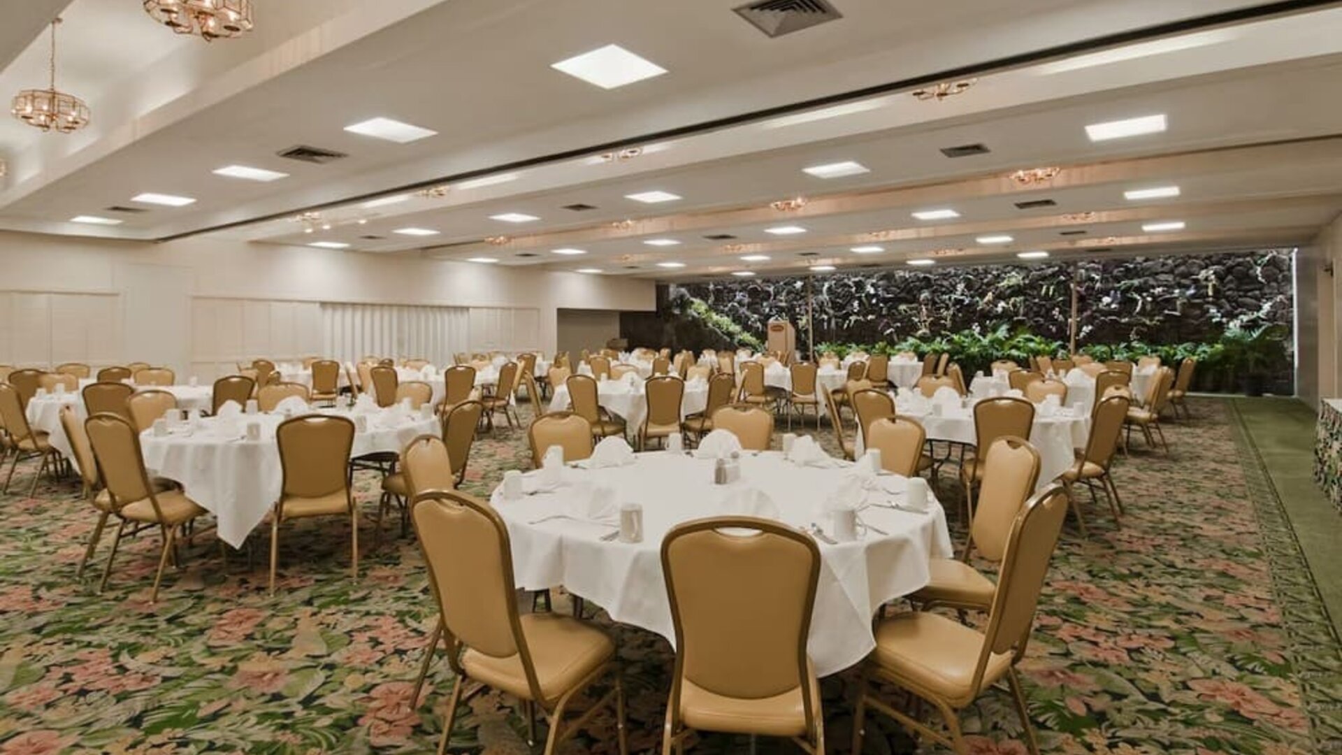 Meeting room at Pagoda Hotel.