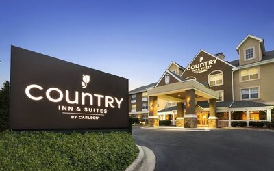 Exterior at Country Inn & Suites By Radisson, Norcross, GA.