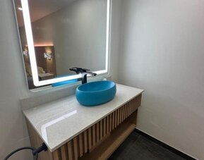 Bathroom at Nubell Motel.