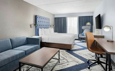 Day room at Four Points By Sheraton College Park Atlanta Airport.