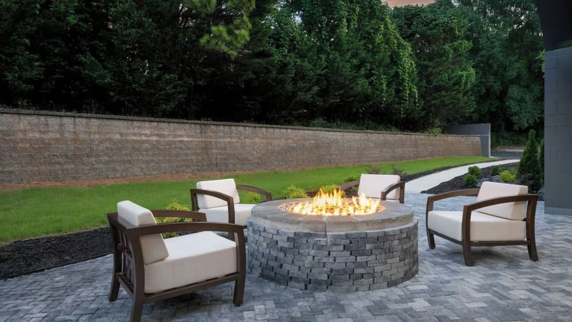 Fireplace at Four Points By Sheraton College Park Atlanta Airport.