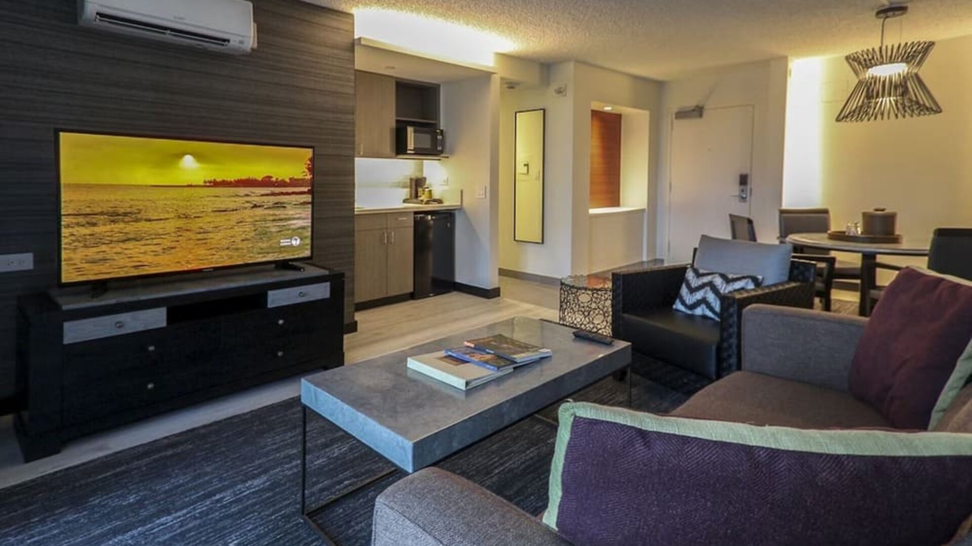 Day room at Kaimana Beach Hotel.