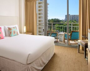 Day room at Kaimana Beach Hotel.