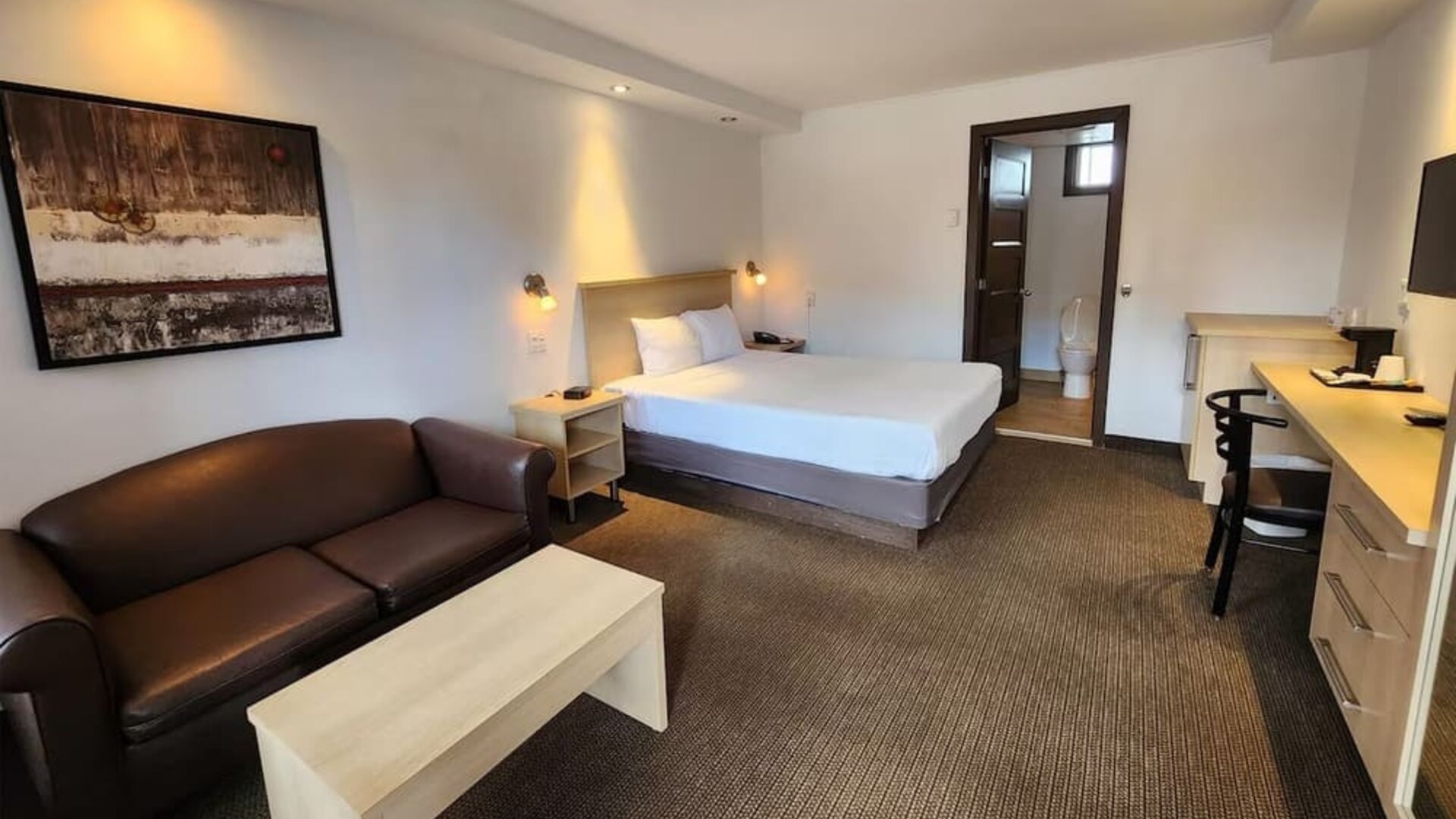 Day room at Ramada Laval By Wyndham.