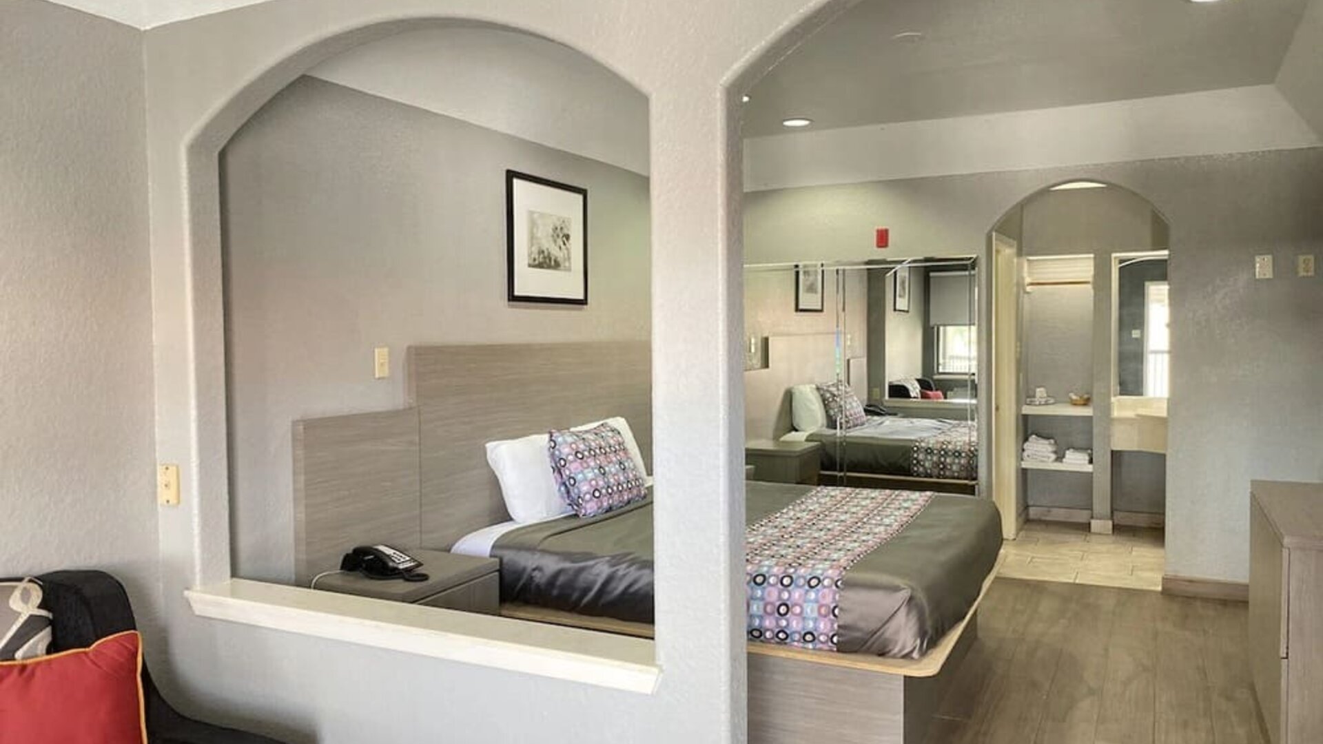 Day room at Island Suites Hobby Airport.