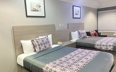 Day room at Island Suites Hobby Airport.