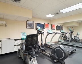 Meeting room at Holiday Inn Express Wall Street.