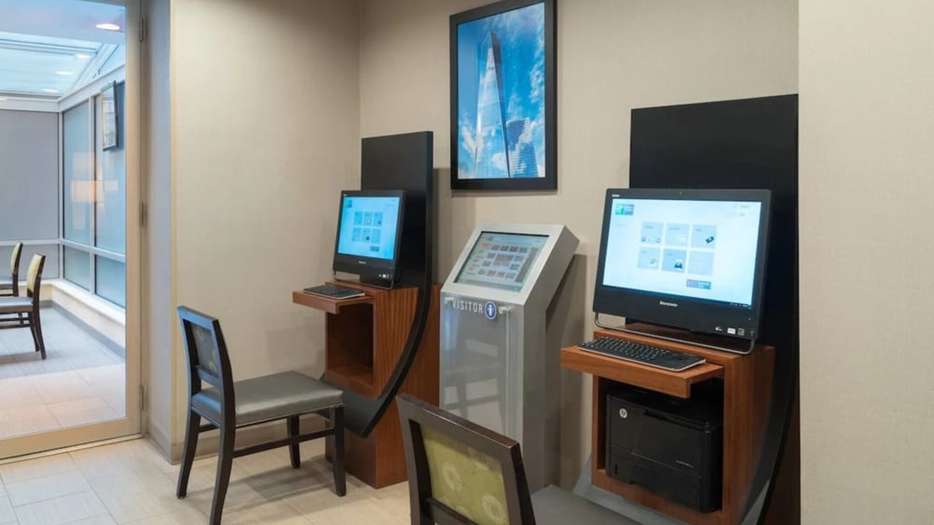 Work station at Holiday Inn Express Wall Street.