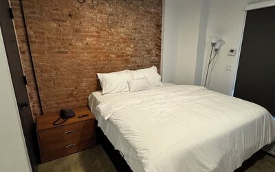 Day room at Tribeca Hotel FiDi.