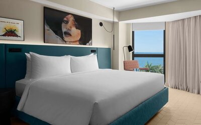 Day room at ROK Hotel Kingston, Tapestry Collection By Hilton.