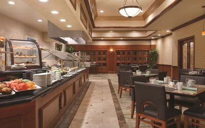 On-site dining at Hilton Los Angeles/San Gabriel for a relaxed meal during your daycation.