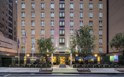Exterior of Holiday Inn Express New York City - Chelsea.