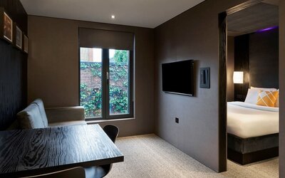 Day room at Four Points Flex By Sheraton Birmingham Jewellery Quarter.