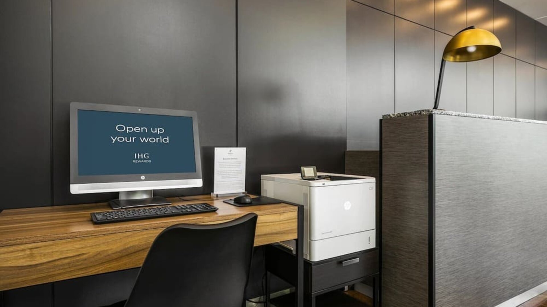Business center available at Crowne Plaza Sydney Airport.