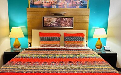 Day room at The Mt. Vernon Inn.