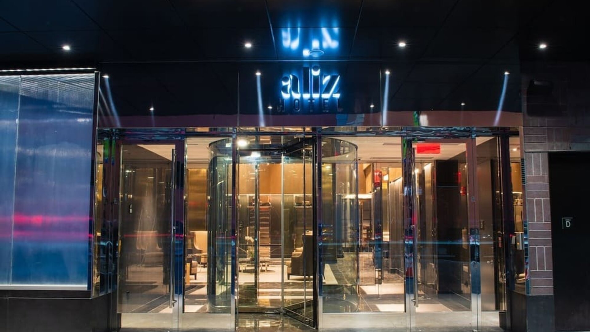 Exterior view of Aliz Hotel Times Square.